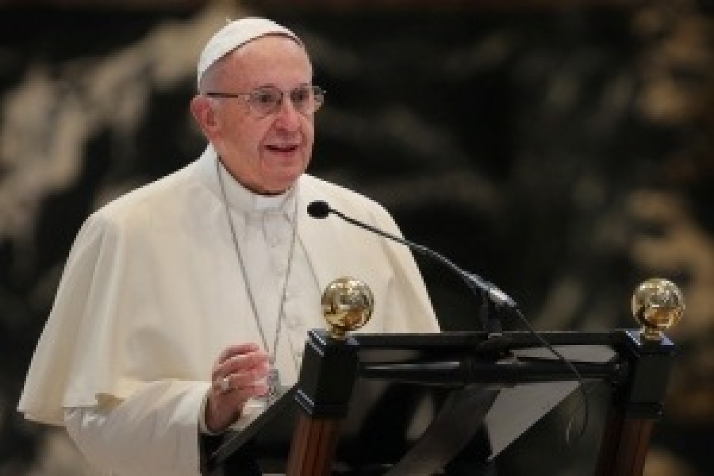 Paus-Franciscus-kl-300x200-1