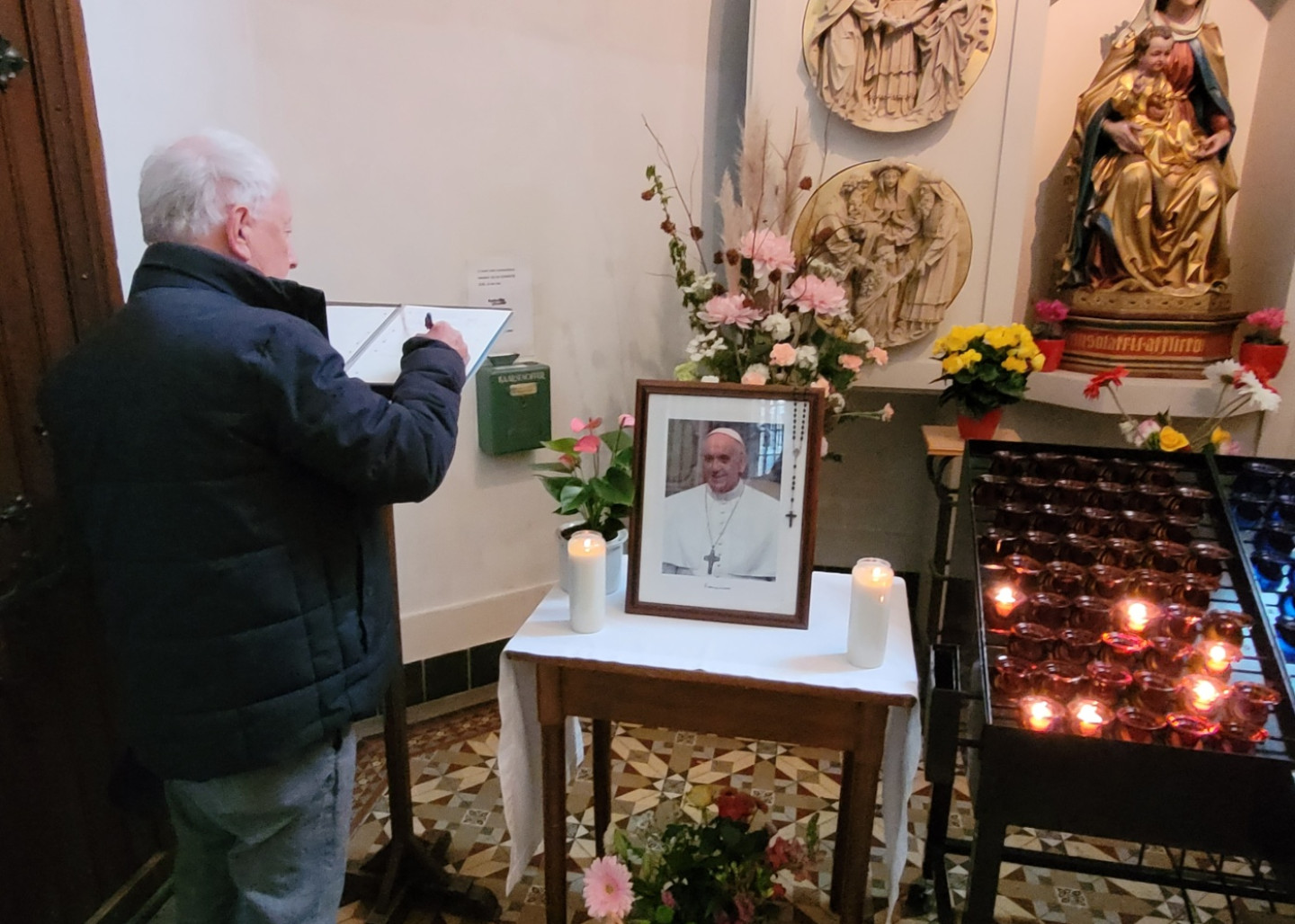 Paus Franciscus kathedraal 1