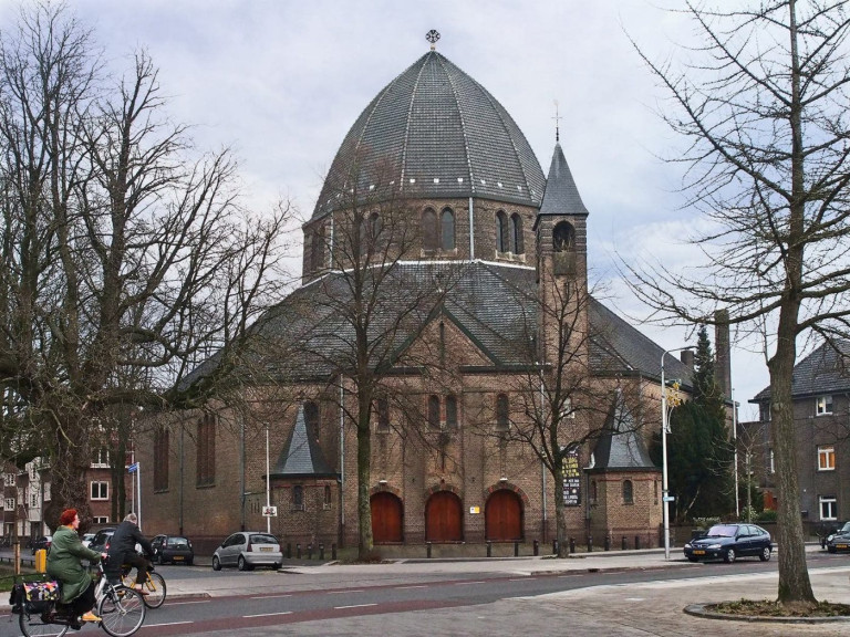 Aloysius-buiten-1600-c-90