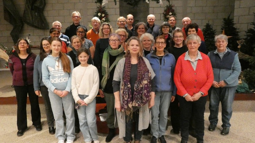 Kerstkoor Johannes-Bernardus foto J.A. van Garderen 23-12-2024