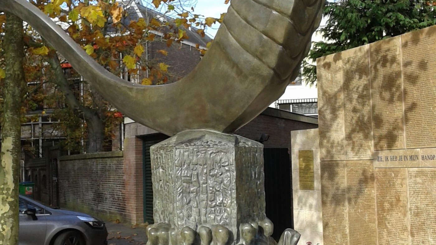 20151103_113748 foto Joods monument